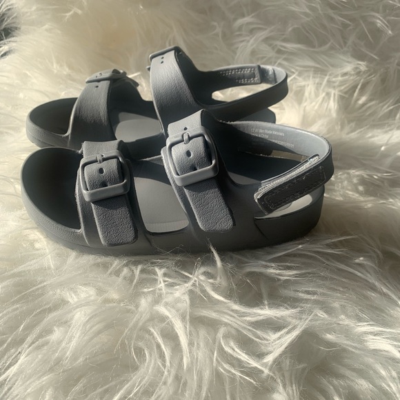 Cat & Jack Sandals - Picture 5 of 5